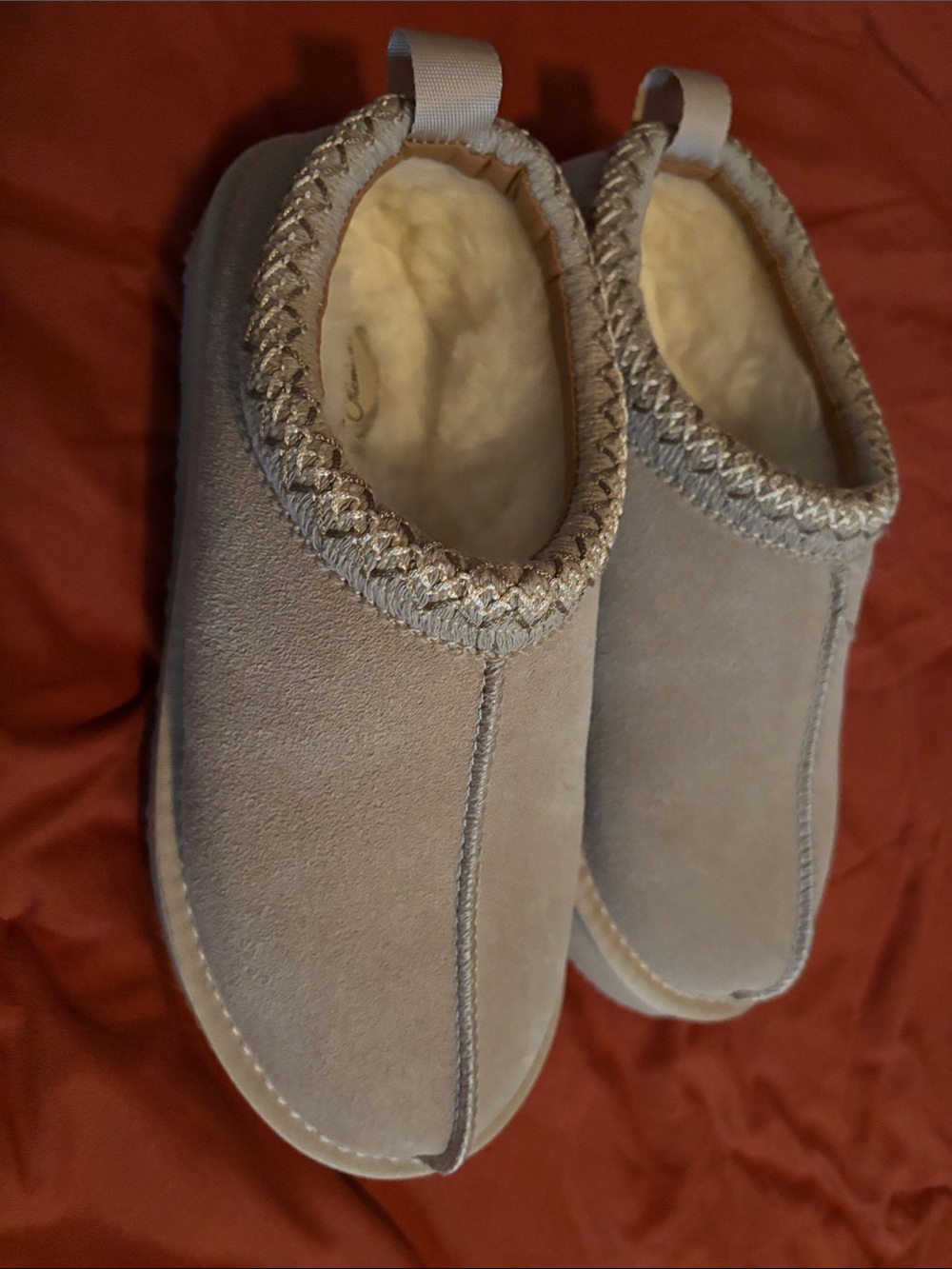 Project Cloud  NWOT Women's Plush Lined Slip-On Slippers - Light Gray